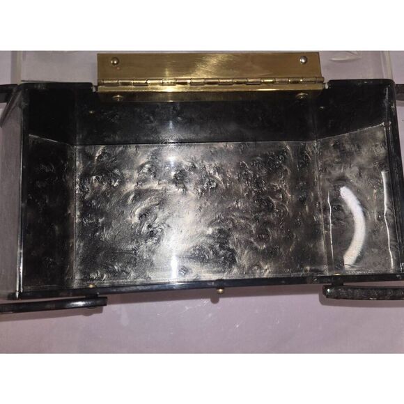 Rialto New York 1950s Grey Pearlized Hand Etched Lucite Bag - Picture 9 of 10